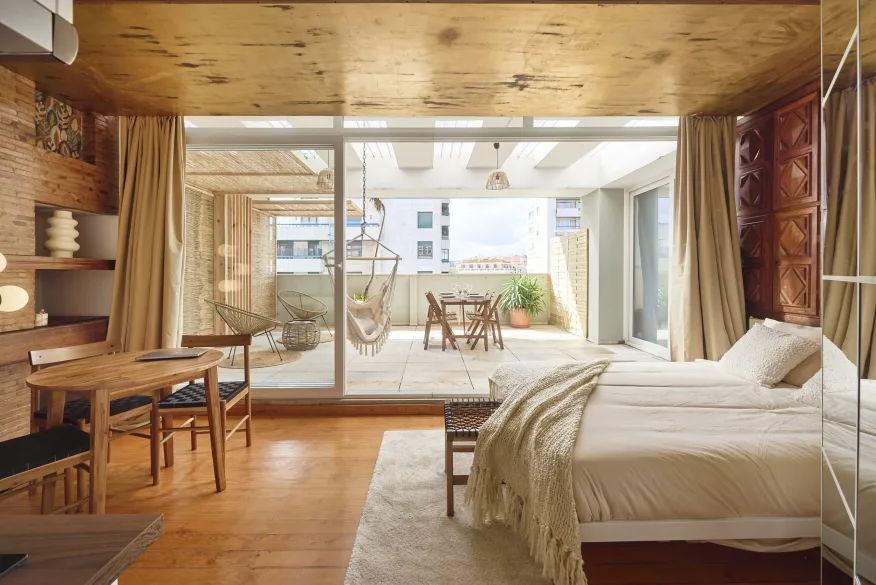 Bedroom in an AMS Coliving house in Lisbon