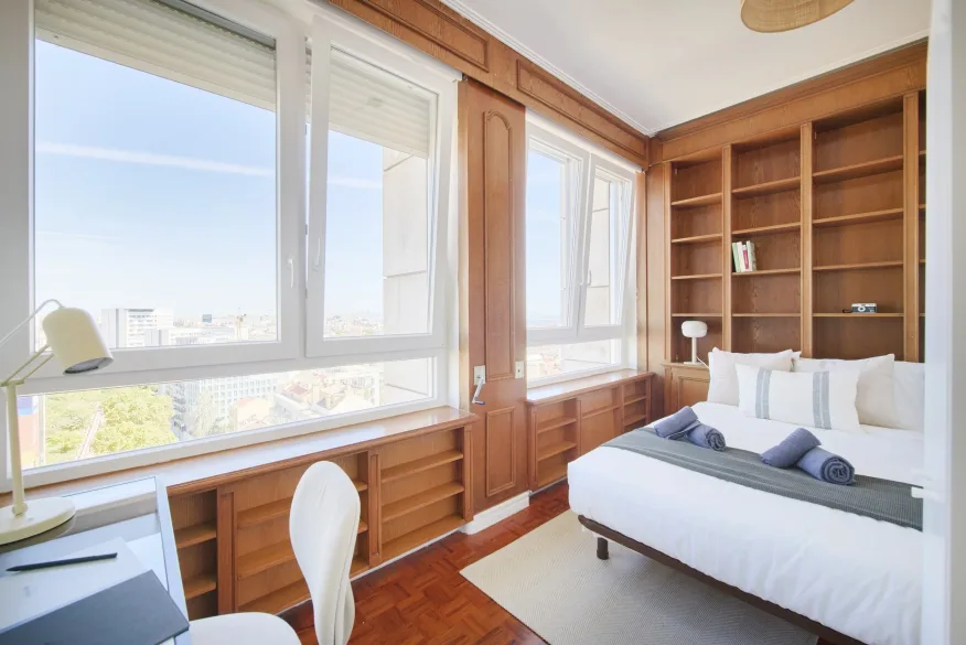 Bedroom in an AMS Coliving house in Lisbon