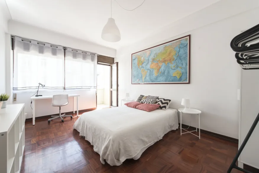 Bedroom in an AMS Coliving house in Lisbon